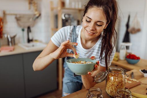 No subestimes el poder del desayuno: Cómo está comida puede influir en el  éxito para la pérdida de peso I disminución de la grelinaI aumento de la  leptina, BIENESTAR