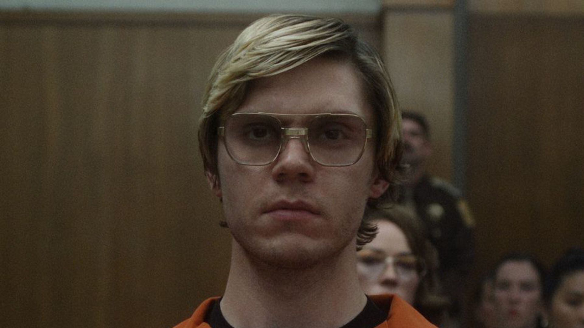 Padre de Jeffrey Dahmer demandaría a Netflix