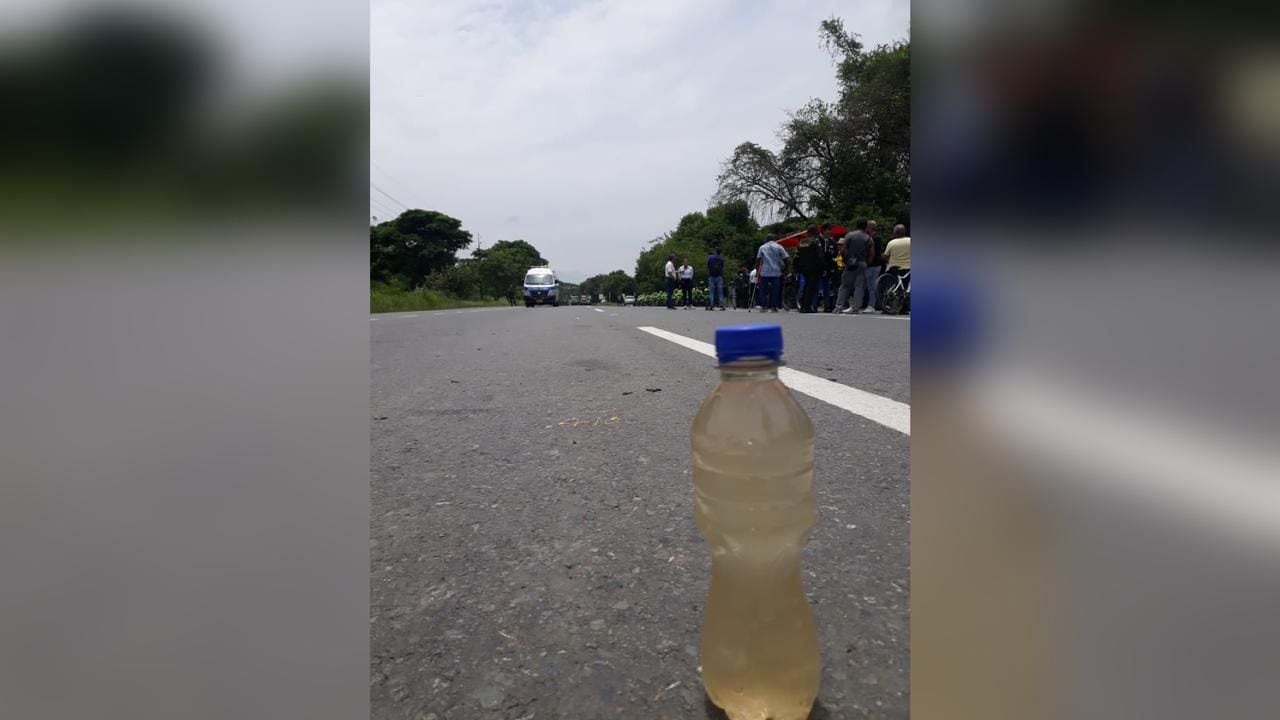 El municipio del Valle del Cauca donde el agua huele a azufre y estaría  causando daños estomacales