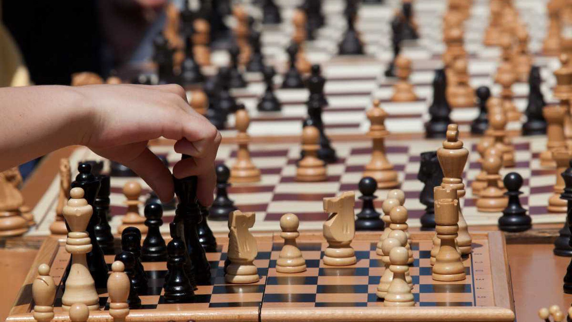 Ajedrez: La máxima autoridad religiosa de Arabia Saudí pide prohibir el  ajedrez