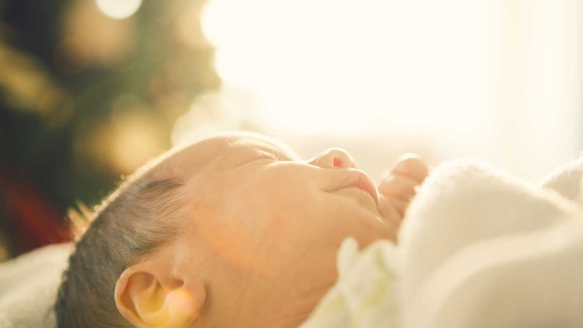 El Bebé Que Nació Con ‘un Cuerno En Lugar De Piernas 8010
