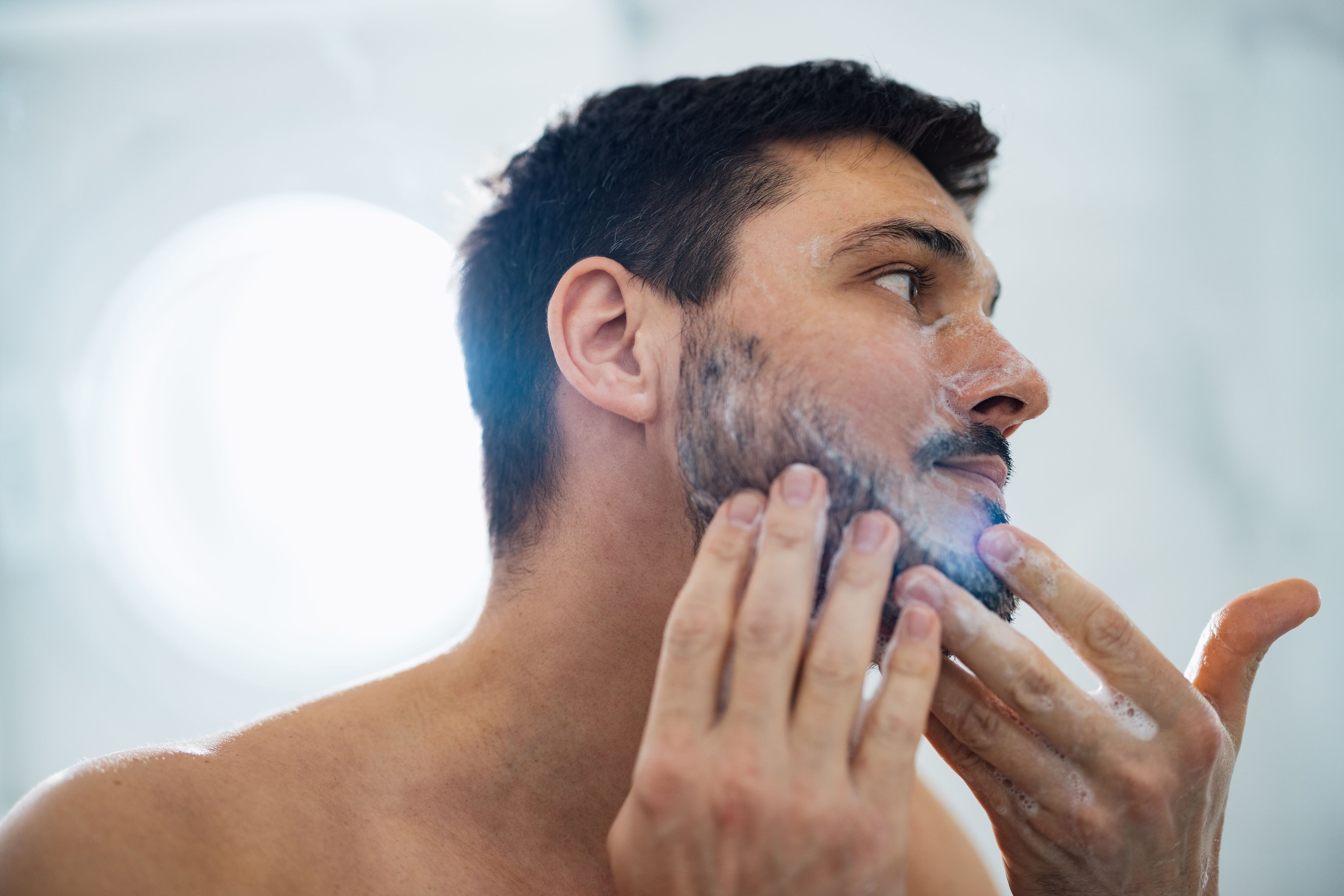 C mo hacer crecer la barba con canela y romero