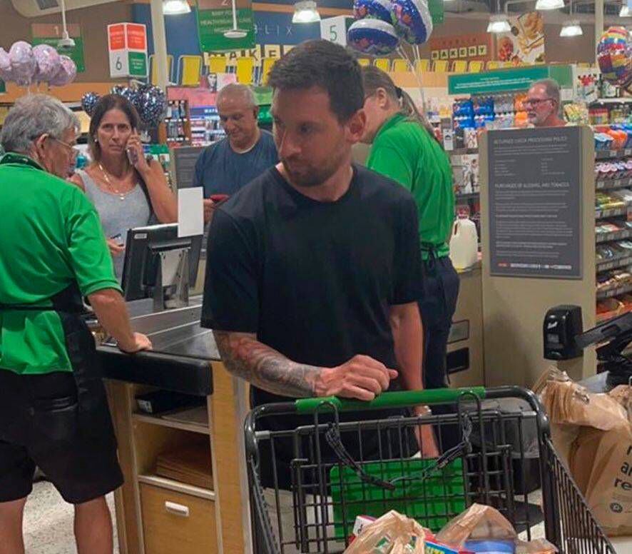 Messi usa una de 90 mil, la bolsa de Martín que sorprende al vestidor de  América