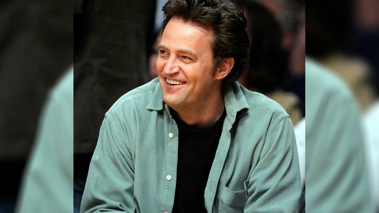 Así es el libro autobiográfico de Matthew Perry: 'Amigos, amantes y aquello  tan terrible' - Tikitakas