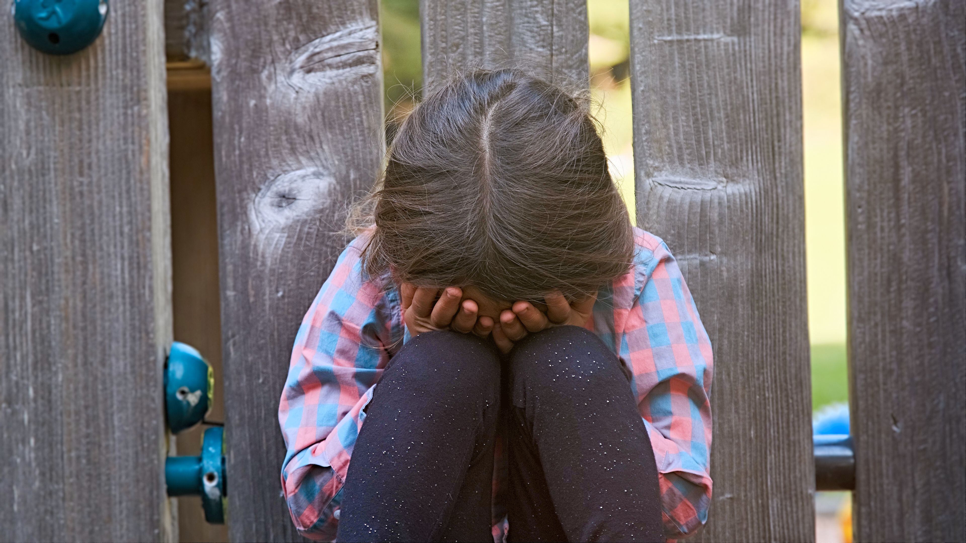 Aberrante caso de violación a una niña de seis años en su colegio fue  grabado por sus compañeros de primaria