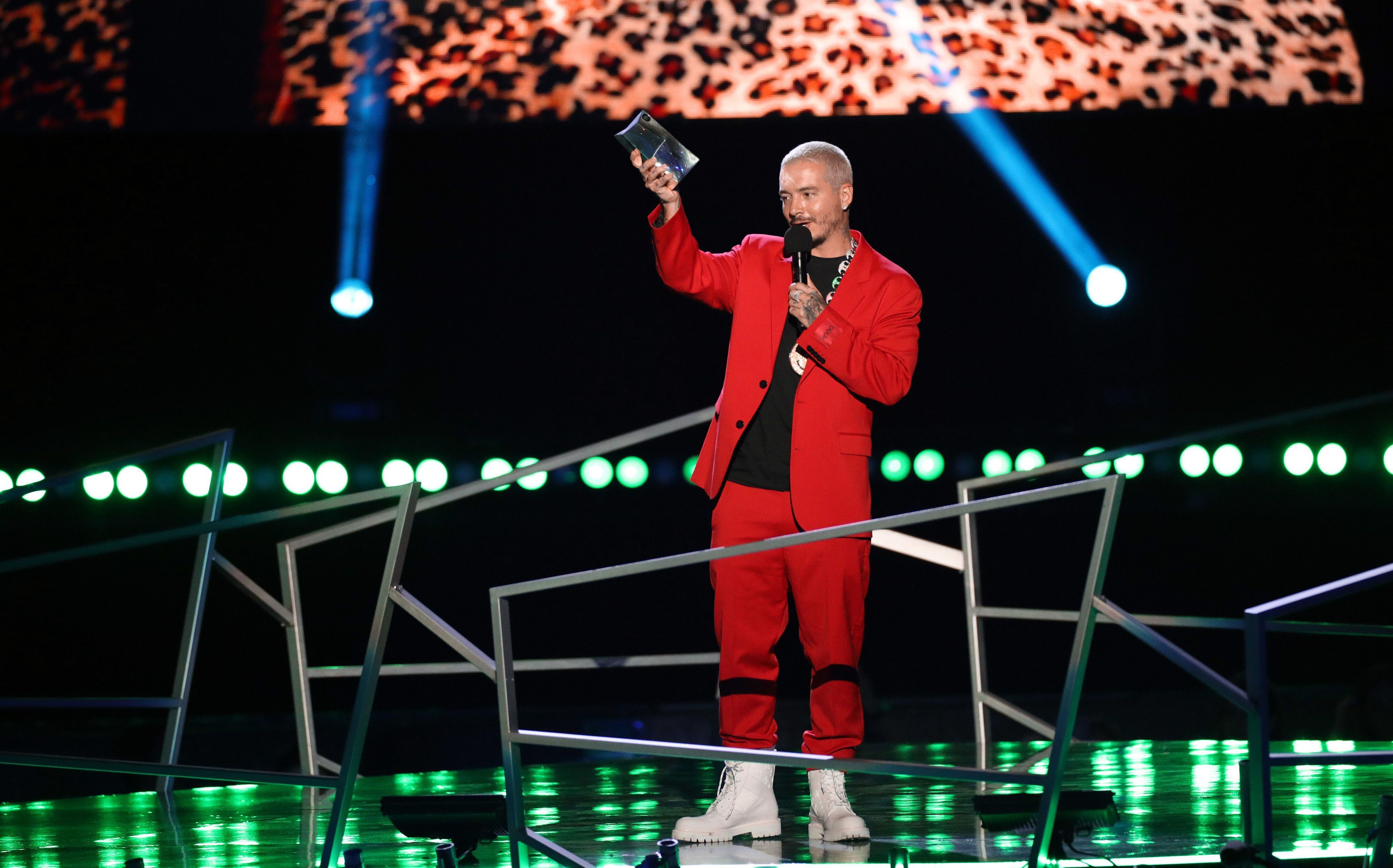 J Balvin Goes Shopping in All-Black and Bulky Ankle Boots in NYC – Footwear  News