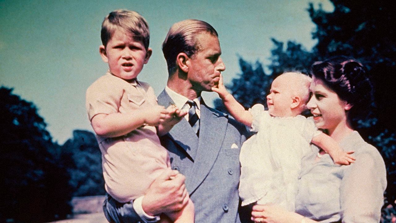 Príncipe Carlos rompe su silencio tras la muerte de su padre