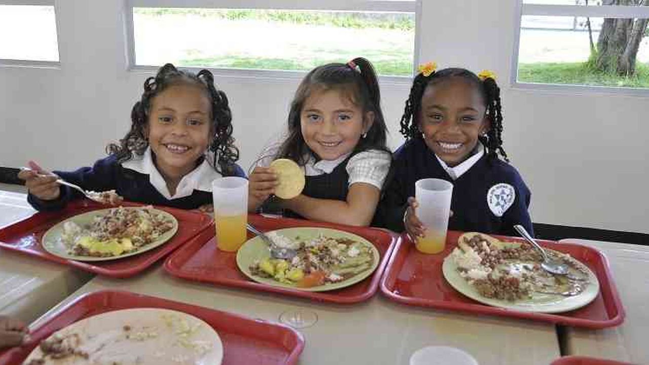 Programa de alimentación escolar en Bogotá
