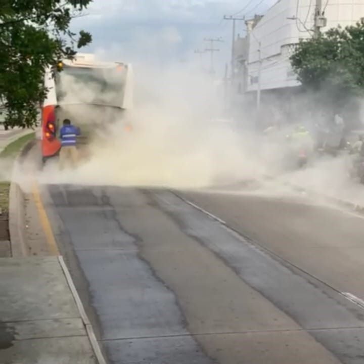 Falso conato de incendio en bus de Transcaribe alarmó a los pasajeros en  Cartagena