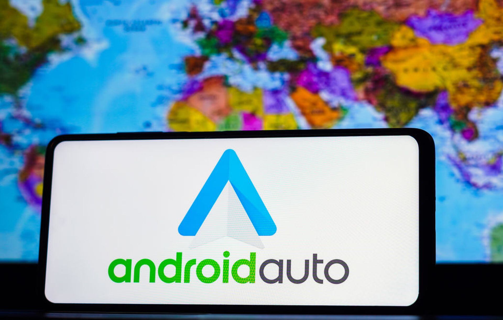 Hora de poner a la última el sistema del coche: Android Auto 10.5 ya está  disponible y así puedes descargarlo