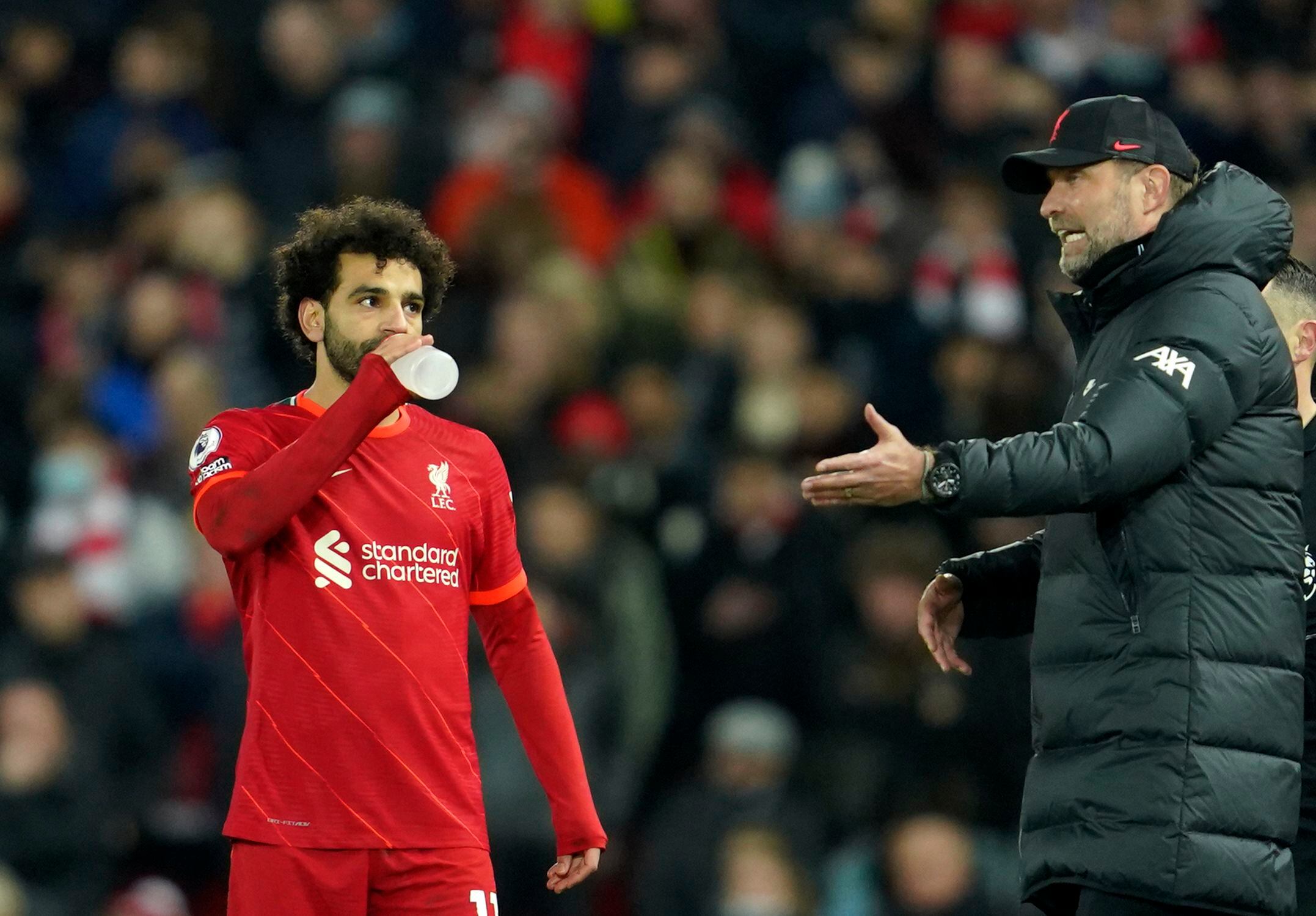 Klopp garante que Mohamed Salah não vai para o futebol árabe: 'Comprometido  com o Liverpool' - A Crítica de Campo Grande