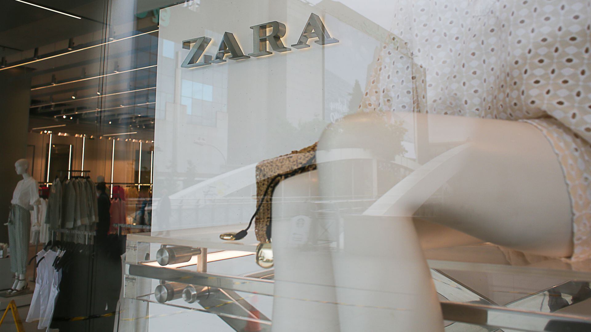 Zara toma una decisión drástica respecto a su ropa
