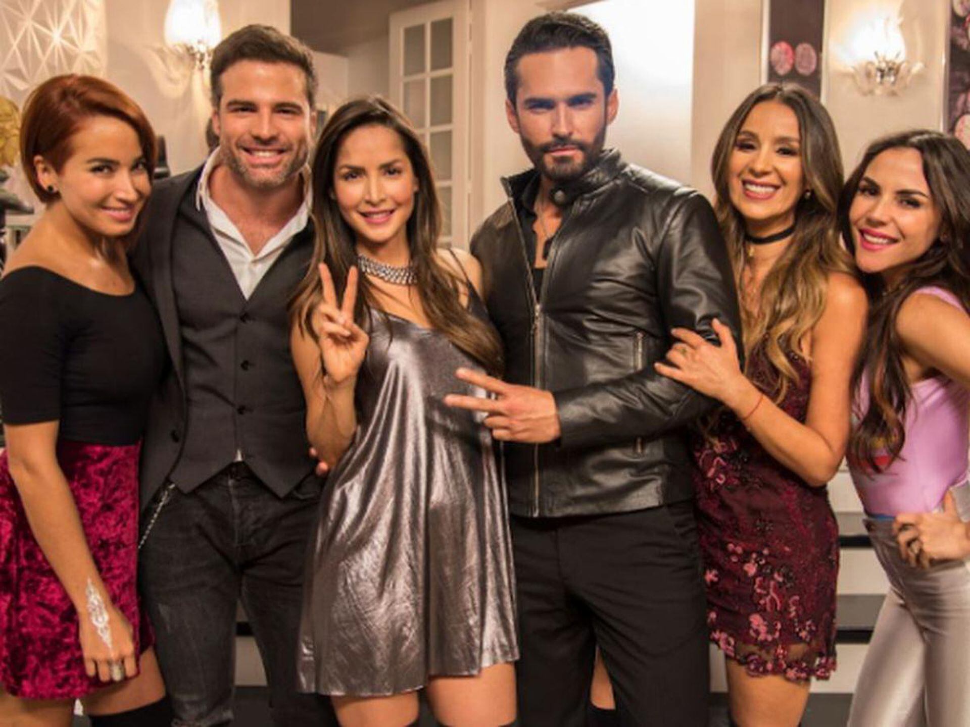 Comunidad De Telenovelas - Un Dia como hoy hace 1 año Finalizaba La cuarta  y última temporada de la telenovela estadounidense Sin senos sí hay  paraíso, ahora llamada El final del paraíso;