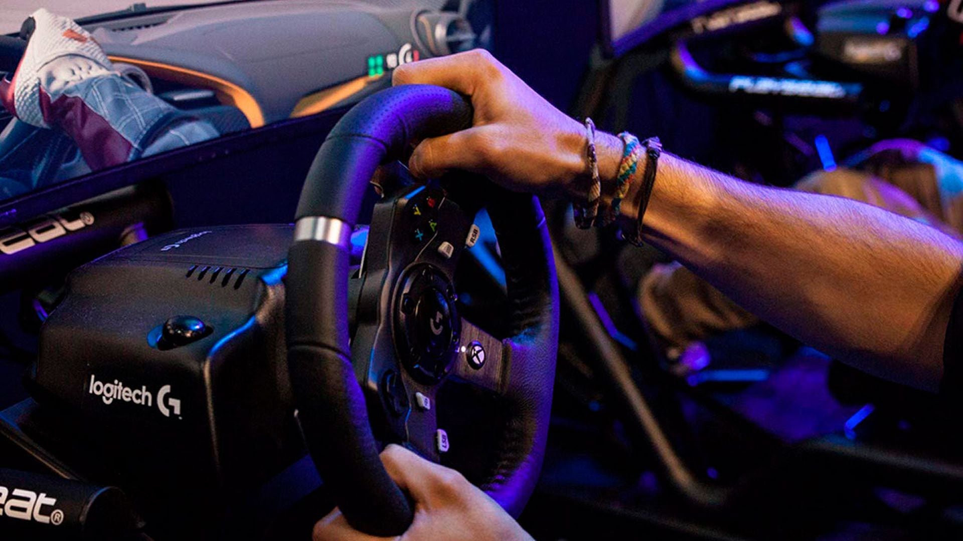 Los 7 mejores volantes para jugar con videojuegos de coches