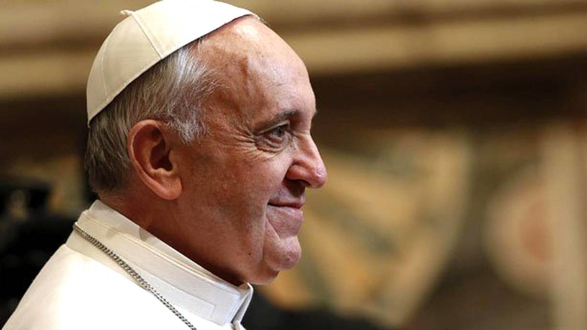 Papa Francisco es el personaje del año para revista gay