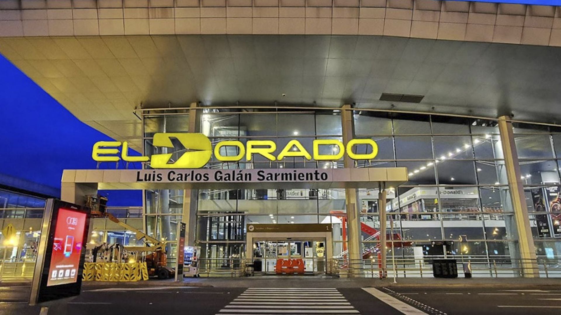 Aeropuerto El Dorado cambia su nombre a El Rosado durante octubre, ¿por qué?