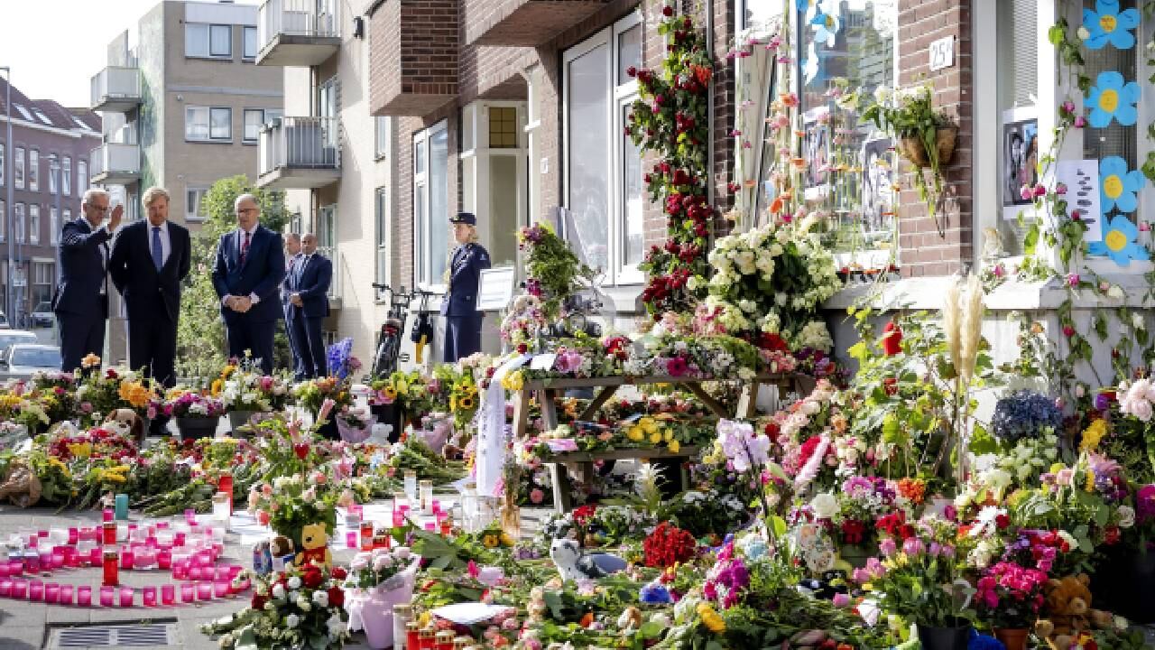 Edificio donde una mujer de 39 años y su hija de 14 años fueron baleadas, en Rotterdam, el 2 de octubre de 2023.