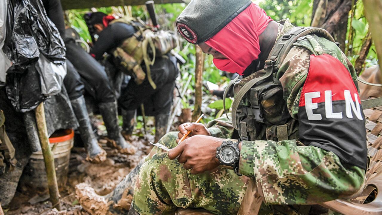   Desde el primero de enero, cuando inició el cese al fuego, hasta el pasado 30 de abril, se registraron 141 violaciones de parte de estos grupos a lo pactado con el Gobierno.