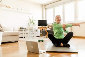 La actividad física es clave en la rutina de las personas mayores.