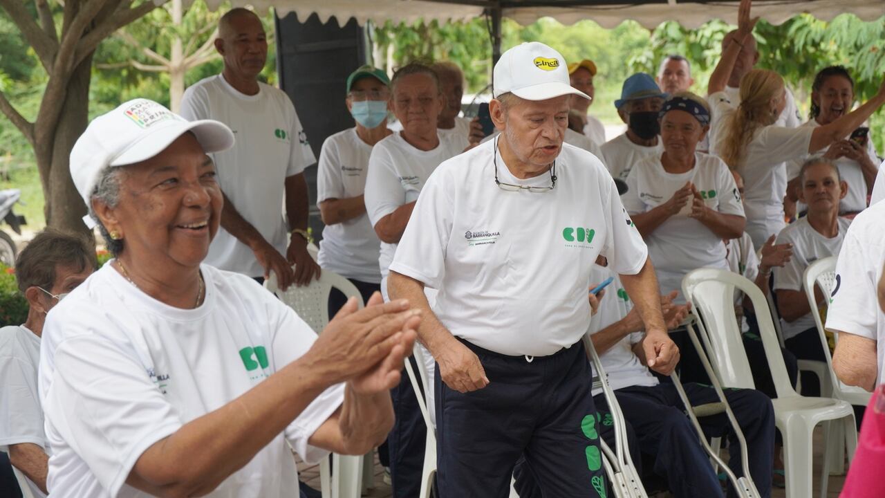 Barranquilla ahora suma en total 28 CDV para la atención de 8.000 personas mayores y distribución de raciones de alimentos.