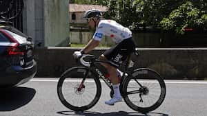 El 'pinchazo' de Tadej Pogacar en la etapa 3 del Tour de Francia
