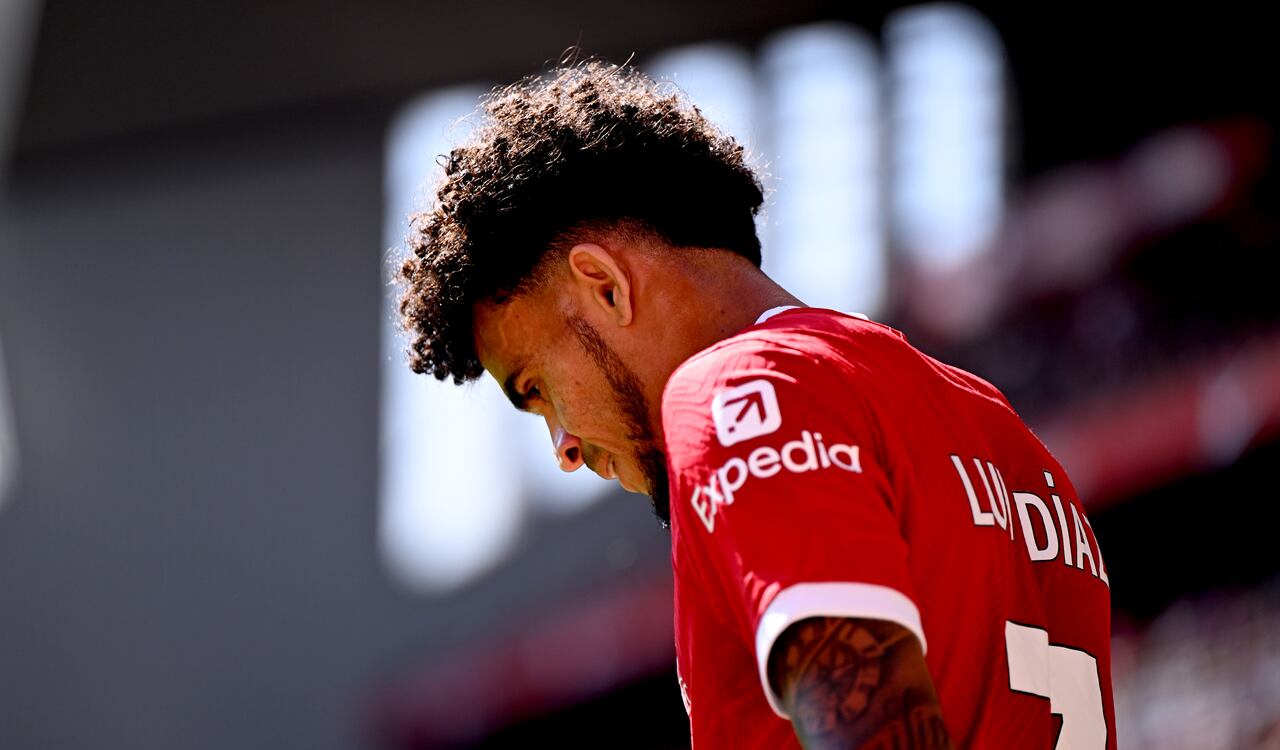 LIVERPOOL, ENGLAND - SEPTEMBER 03: (THE SUN OUT, THE SUN ON SUNDAY OUT) Luis Diaz of Liverpool during the Premier League match between Liverpool FC and Aston Villa at Anfield on September 03, 2023 in Liverpool, England. (Photo by Andrew Powell/Liverpool FC via Getty Images)