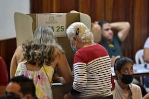 Las elecciones presidenciales en el territorio colombiano iniciaron a las 8:00 a.m. y culminarán a las 4:00 p.m. cuando cierren las urnas.