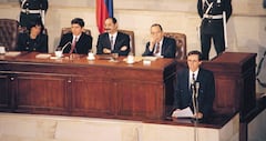 Antonio Navarro, copresidente de la Constituyente, pronuncia su discurso el 4 de julio de 1991