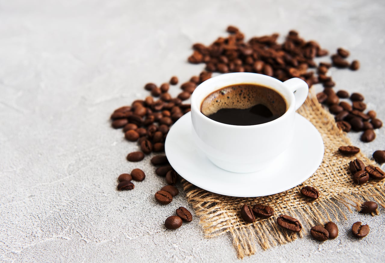 La alta calidad, el aroma y sabor tradicional han popularizado al café colombiano como una de las mejores bebidas para cualquier momento del día.