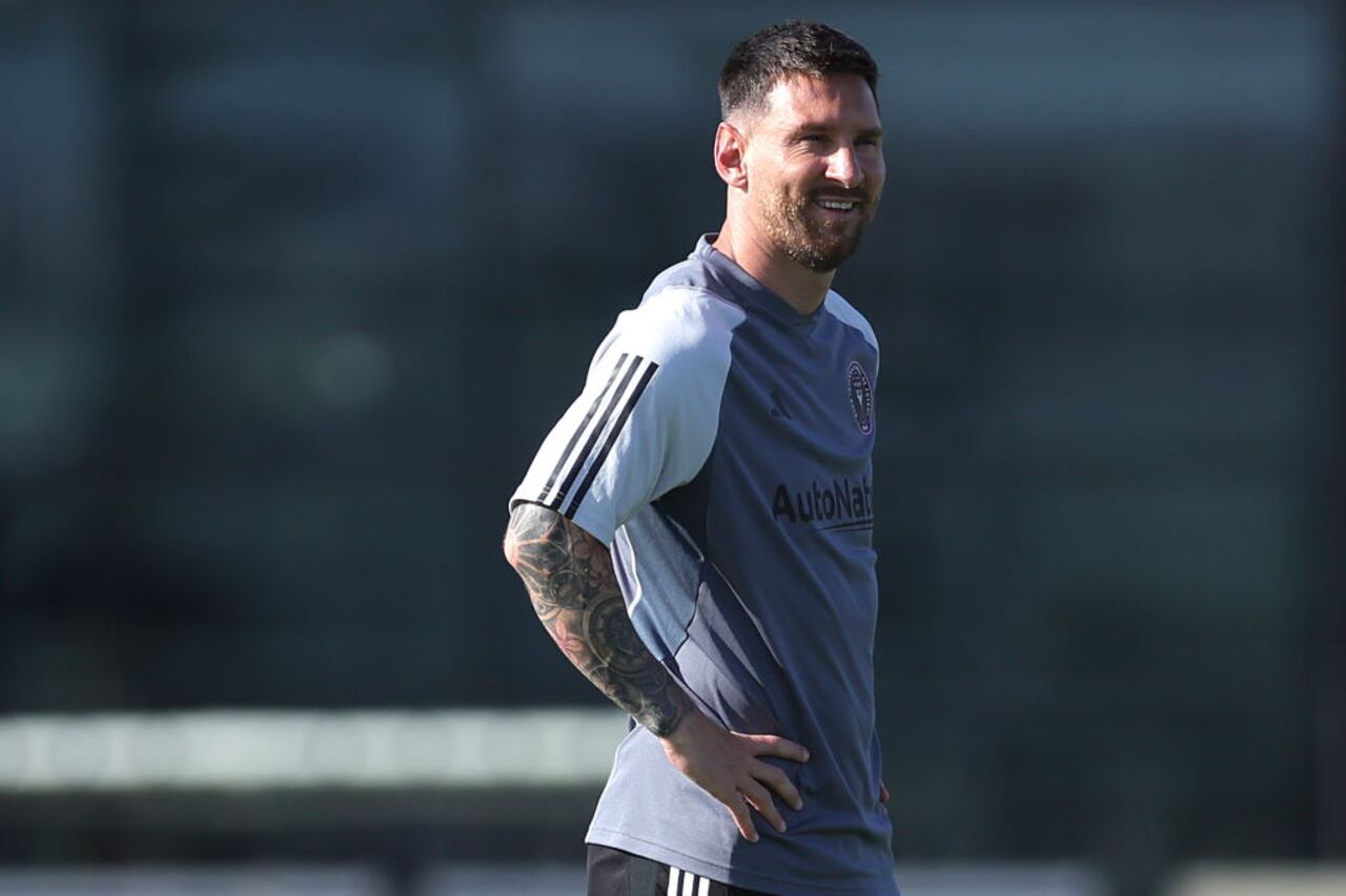 FORT LAUDERDALE, FLORIDA - JULY 18: Lionel Messi of Inter Miami CF trains with teammates during an Inter Miami CF Training Session at Florida Blue Training Center on July 18, 2023 in Fort Lauderdale, Florida. (Photo by Megan Briggs/Getty Images)