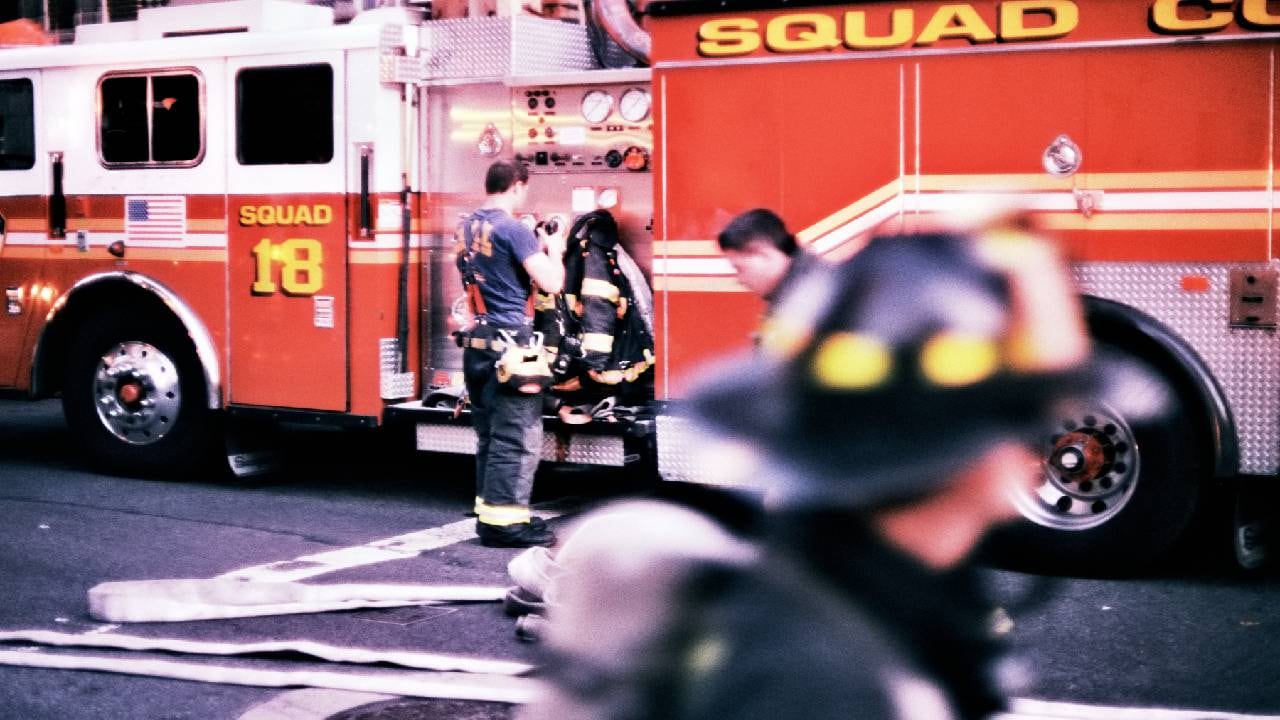 Los bomberos neoyorquinos afirmaron estar operando en la escena (imagen de referencia).
