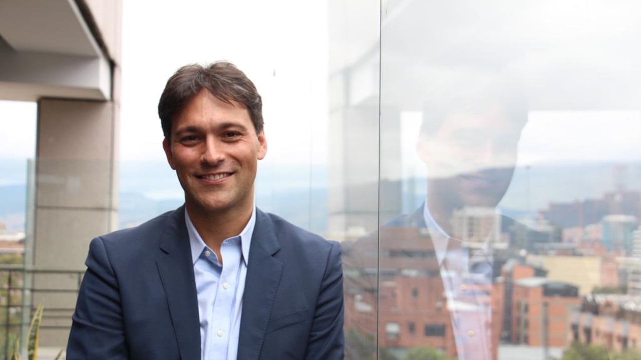 Sulvester Feddes es nombrado presidente de Novartis para Colombia