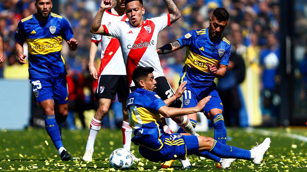Boca Juniors v River Plate