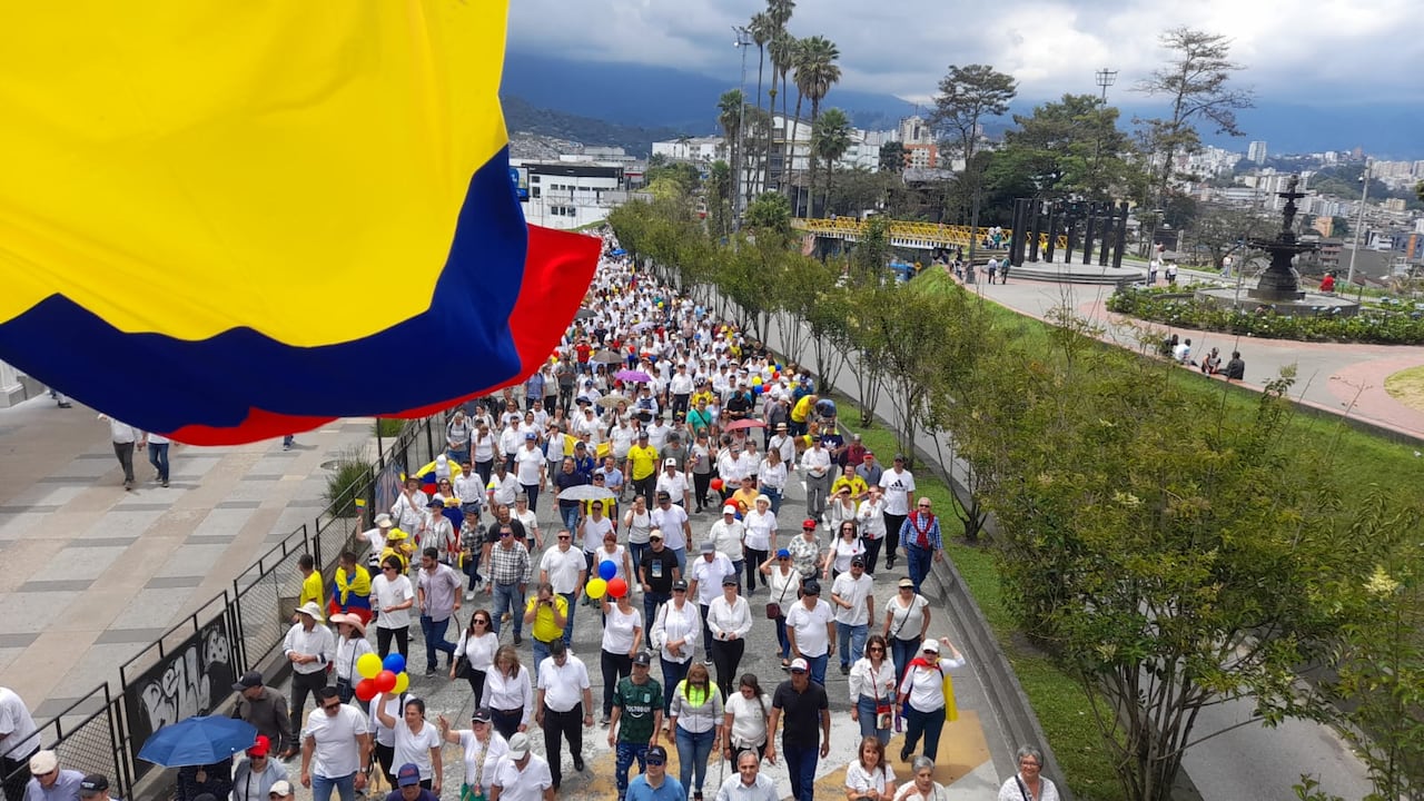Aseguran que las reformas que propone el gobierno Petro no benefician a los colombianos