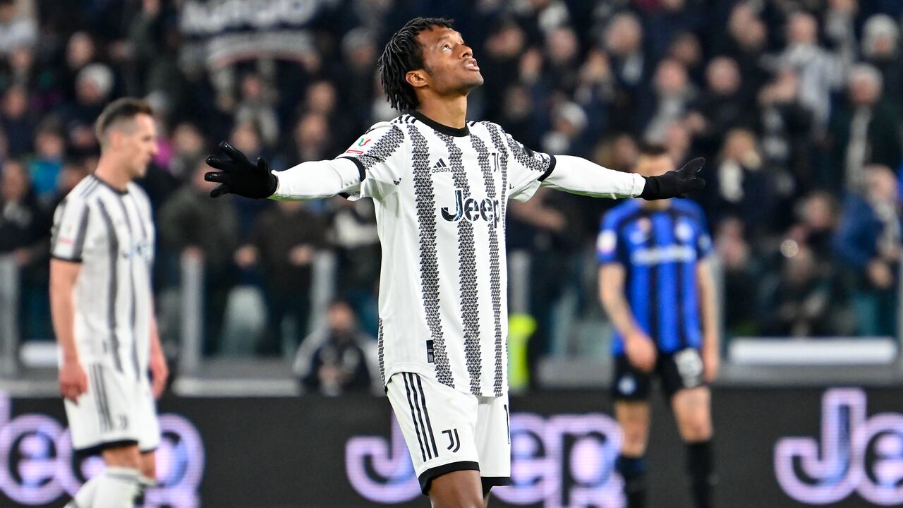 TURIN, ITALY - APRIL 04: Juan Cuadrado of Juventus FC celebrates after scoring the team's first goal during the Coppa Italia match between Juventus and FC Internazionale at Allianz Stadium on April 04, 2023 in Turin, Italy. (Photo by Diego Puletto/Getty Images)