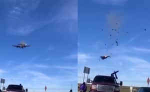 Aviones militares antiguos chocan en el aire durante exhibición en Dallas, EE.UU.