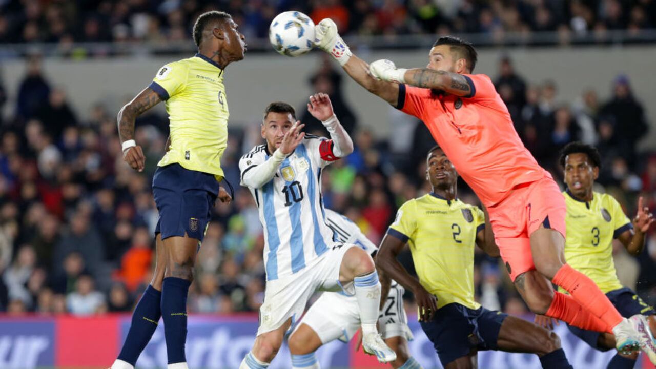 Hernán Galíndez y Lionel Messi.