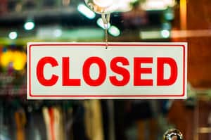 El restaurante Kendall, ubicado en Palms at Town and Country, está cerrado de forma permanente y el teléfono está fuera de servicio.