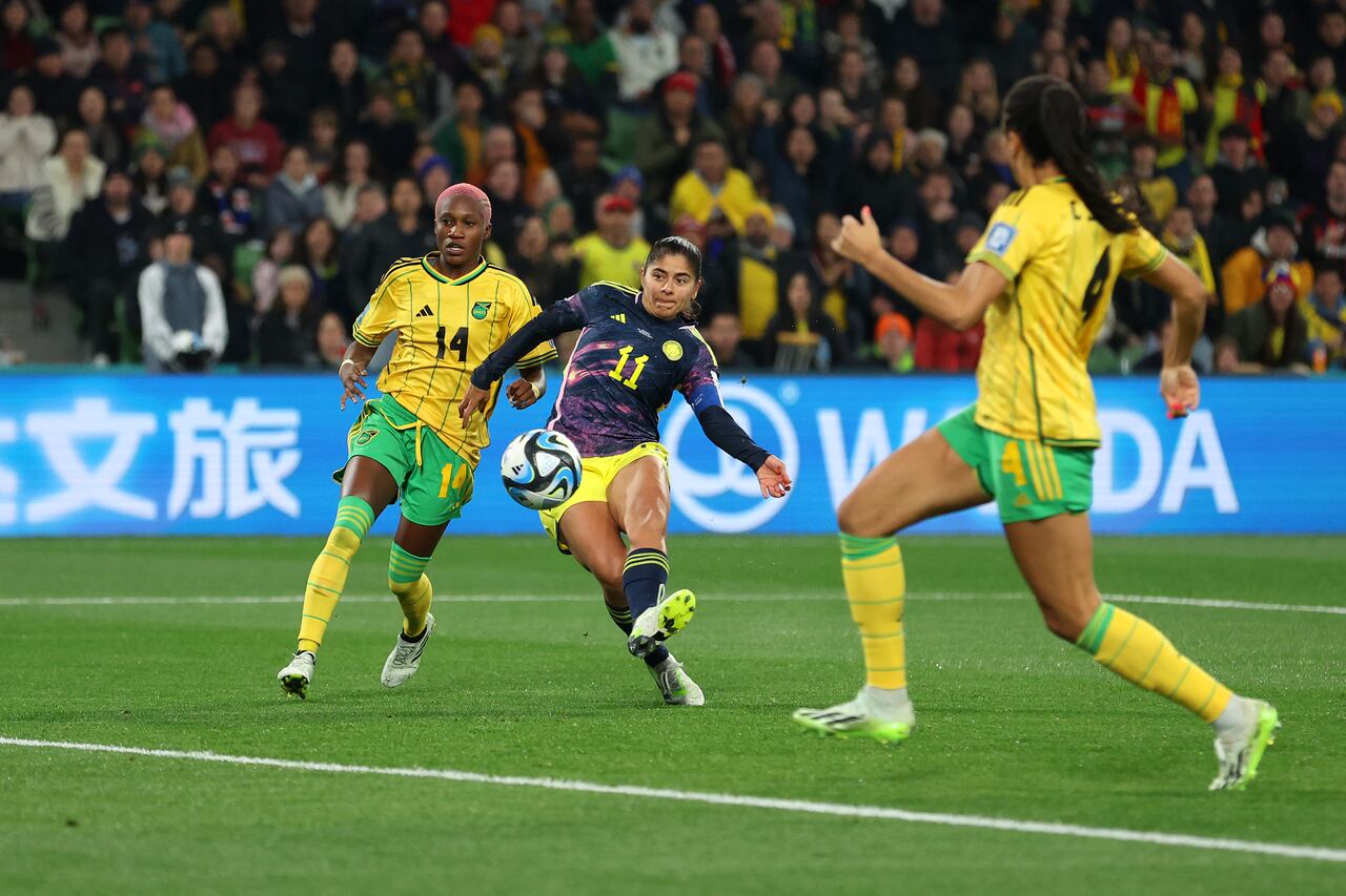 MELBOURNE, AUSTRALIA - AUGUST 08: Catalina Usme of Colombia scores her team's first goal during the FIFA Women's World Cup Australia & New Zealand 2023 Round of 16 match between Colombia and Jamaica at Melbourne Rectangular Stadium on August 08, 2023 in Melbourne / Naarm, Australia. (Photo by Robert Cianflone/Getty Images)