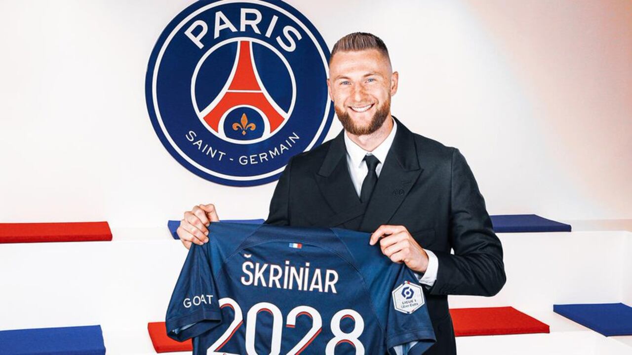 El eslovaco Milan Skriniar llega al PSG como agente libre.