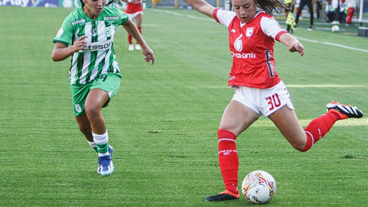 Imagen del partido entre Independiente Santa Fe y Atlético Nacional por la fecha 2 de la Liga Femenina.