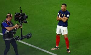 Soccer Football - FIFA World Cup Qatar 2022 - Round of 16 - France v Poland - Al Thumama Stadium, Doha, Qatar - December 4, 2022 France's Kylian Mbappe celebrates scoring their third goal REUTERS/Lee Smith