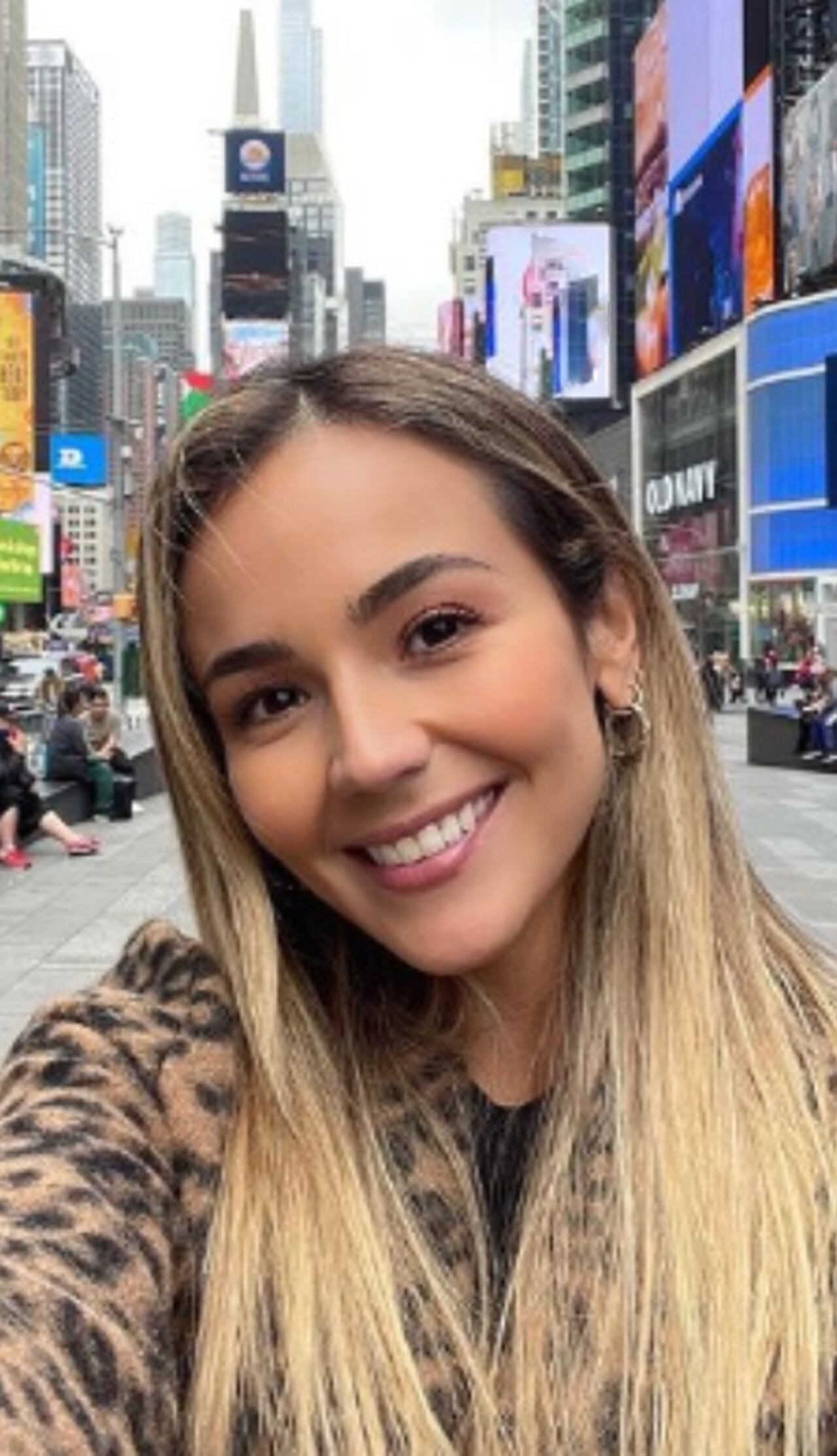 La influencer defendió a la presentadora de críticas en redes sociales.