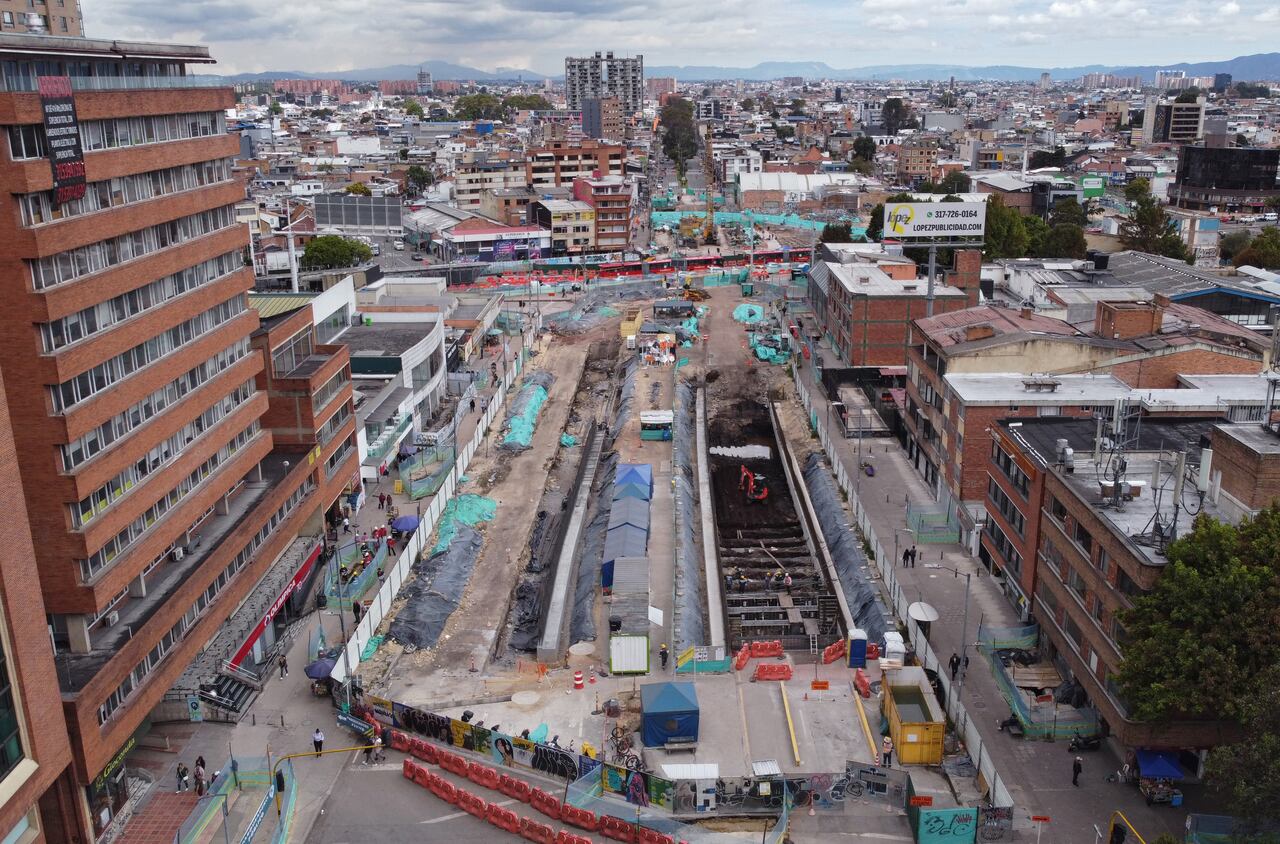 Obras  Metro de Bogotá intercambiador vial Calle 72
construcción de la primera Línea del Metro 
Bogota julio 28 del 2023
Foto Guillermo Torres Reina /  Semana