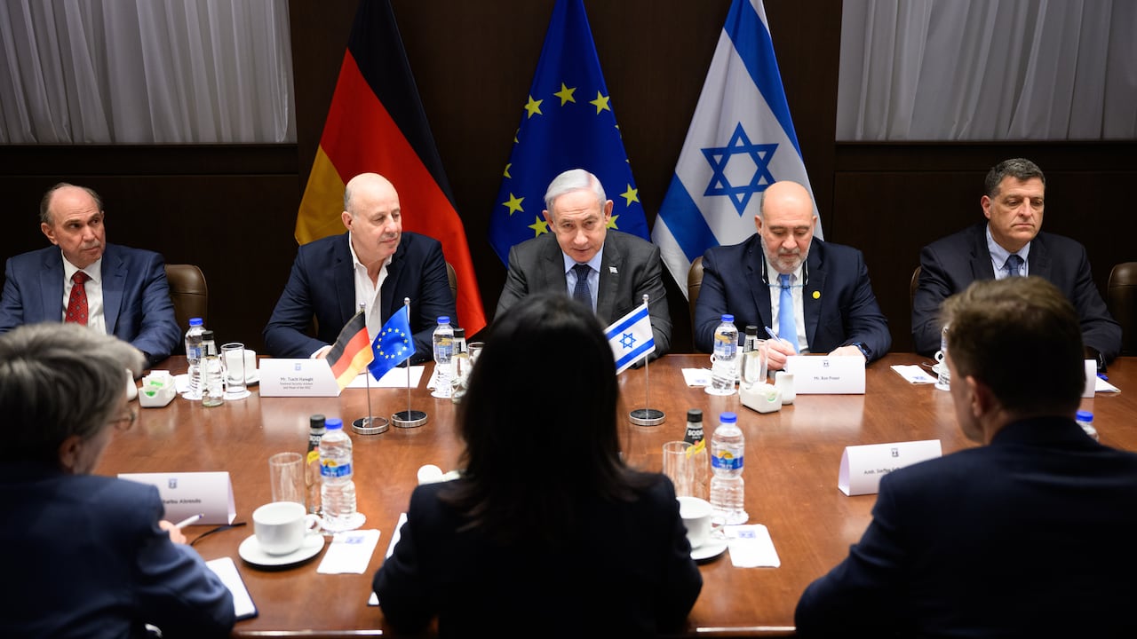 El primer Ministro, Benjamin Netanyahu, estaría siendo presionado por algunos miembros de su gabinete para no aceptar las condiciones de la hoja de ruta propuesta por Biden.