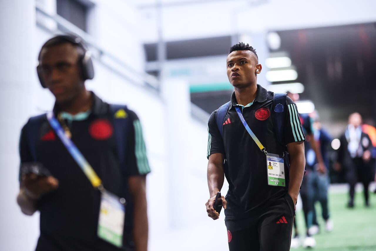 LA PLATA, ARGENTINA - MAY 24: Oscar Cortes of Colombia arrives to the stadium prior the FIFA U-20 World Cup Argentina 2023  Group C match between Japan and Colombia at Estadio La Plata on May 24, 2023 in La Plata, Argentina. (Photo by Hector Vivas - FIFA/FIFA via Getty Images)