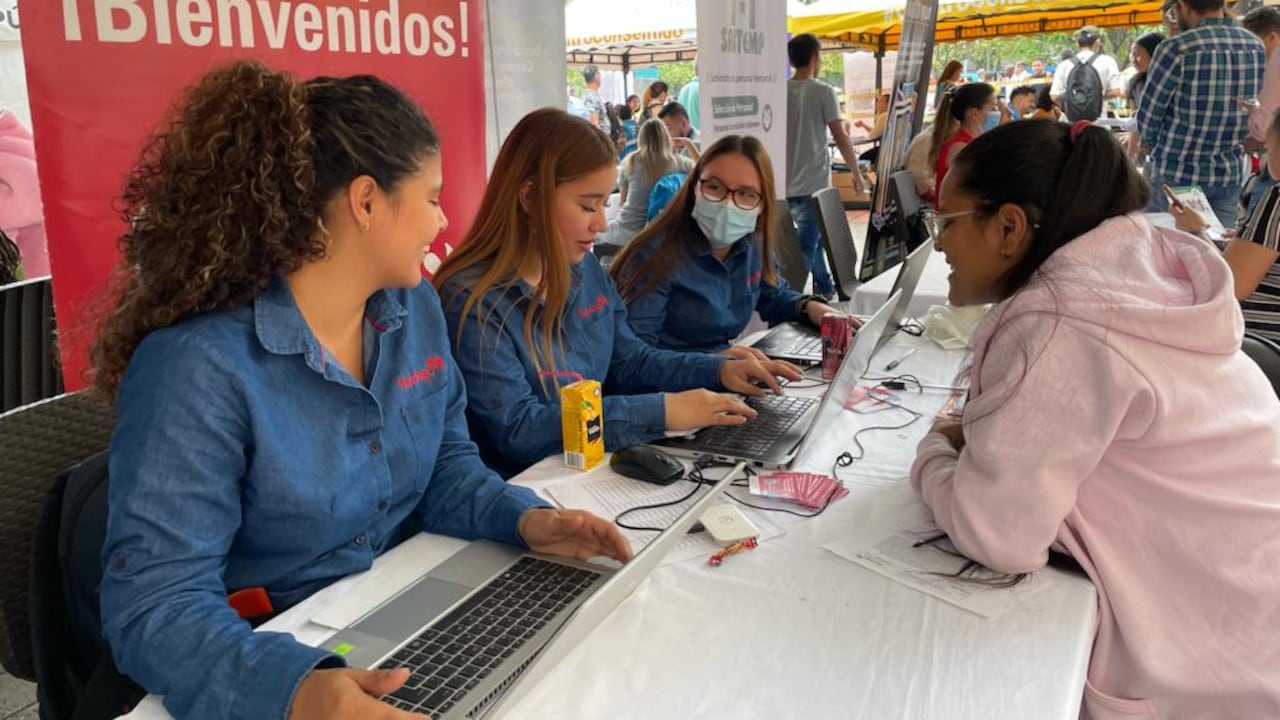 Feria de empleo en Medellín
