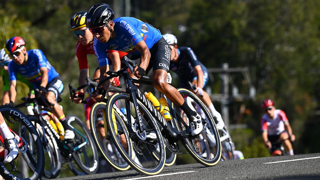 WOLLONGONG, AUSTRALIA - SEPTEMBER 25: Nairo Quintana of Colombia competes during the 95th UCI Road World Championships 2022, Men Elite Road Race a 266,9km race from Helensburgh to Wollongong / #Wollongong2022 / on September 25, 2022 in Wollongong, Australia. (Photo by Tim de Waele/Getty Images)