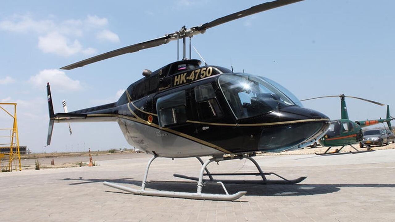 Este es el helicóptero en el que sobrevolaban los tres hombres, entre ellos  Karim Nader Abu Naba'a, conocido como 'El Príncipe Karim'.