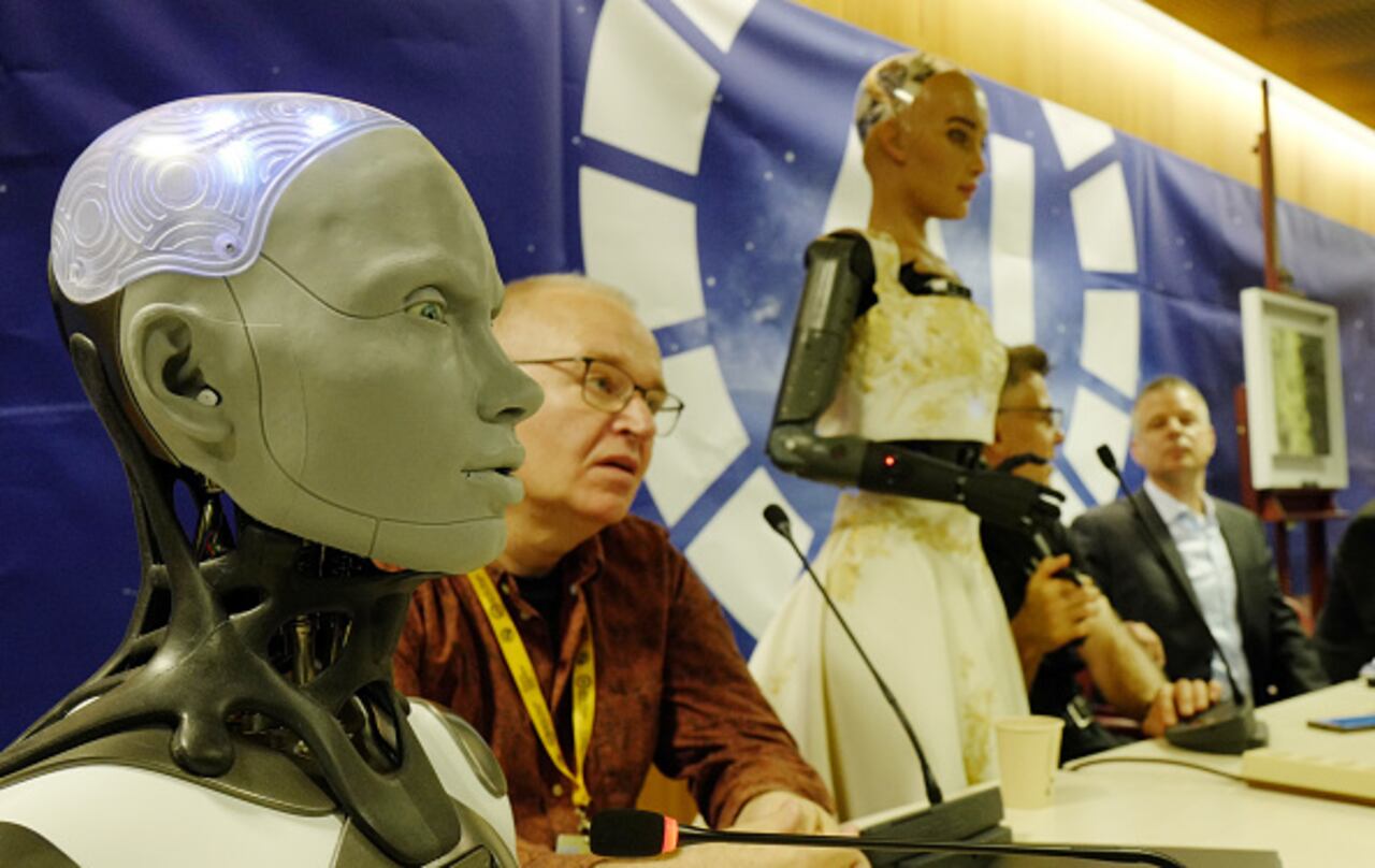 Robot 'Ameca', durante la Cumbre mundial sobre la IA para el Bien Social, organizada por el UIT.